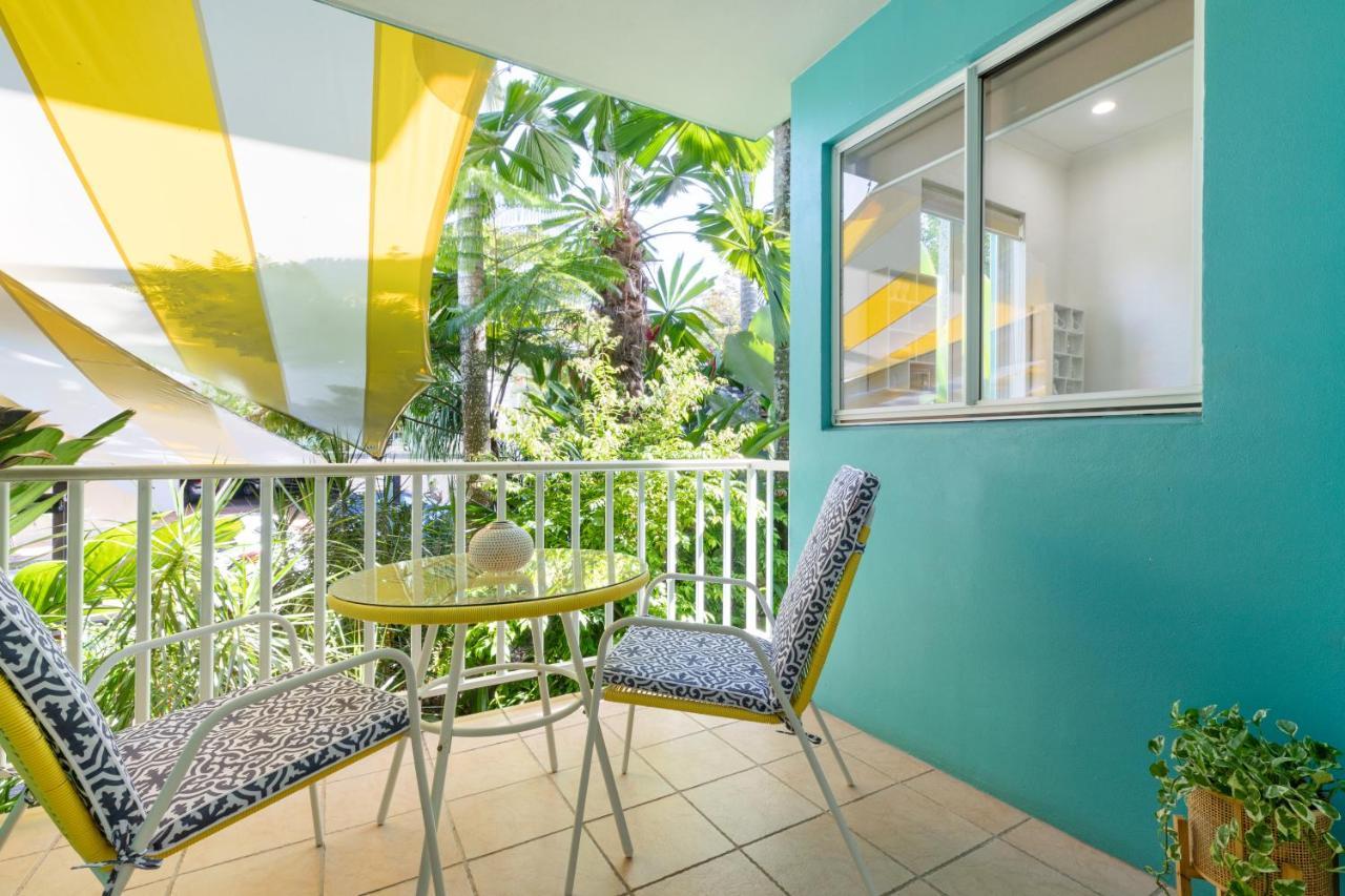 Oasis Luxe On Macrossan Street - Stylish Residence Port Douglas Exterior photo
